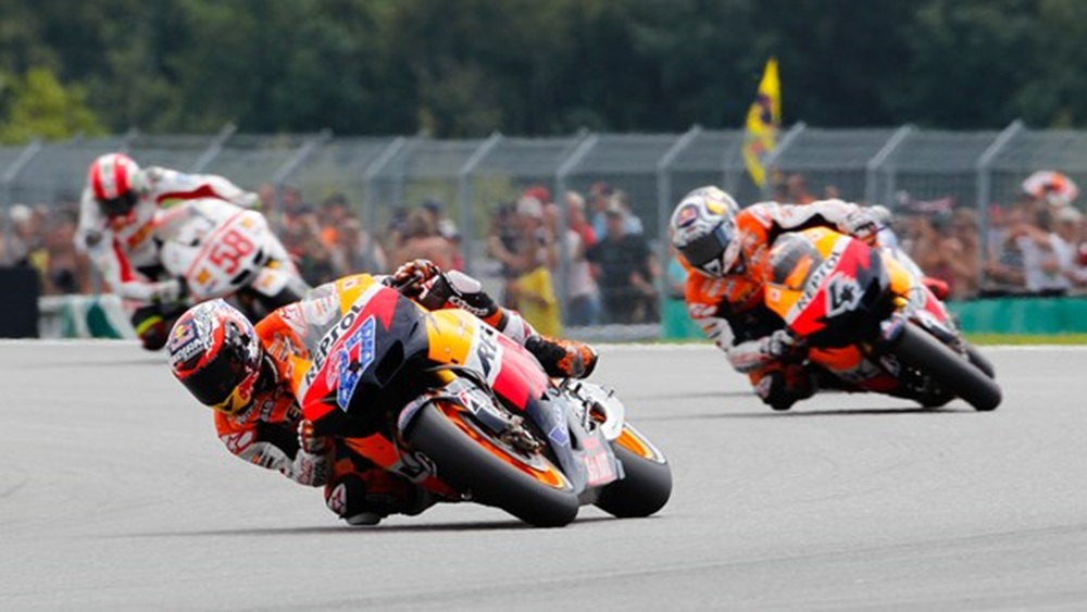 Stoner Wins, Three Americans In Top Eight Heading To Indy