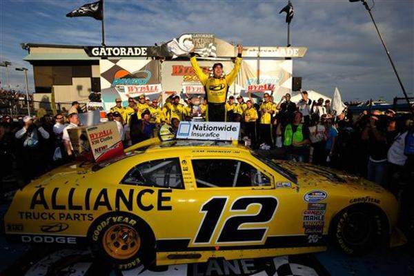 Emotional Hornish Breaks Through With First Nationwide Series Victory At Phoenix
