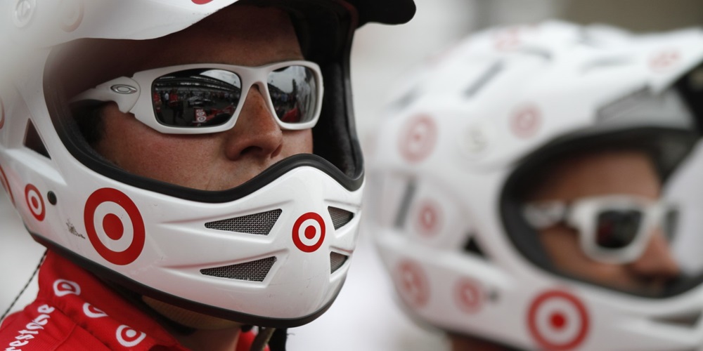 Target Chip Ganassi earns first IZOD Pit Stop Challenge win