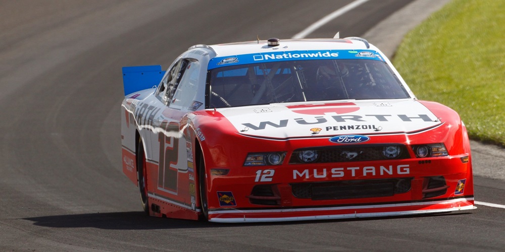 Hornish Trying To Keep Eye On Title While Chasing Another Indy Win