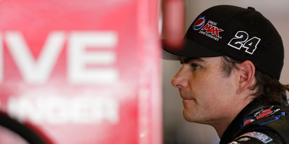 Gordon Returns To Chase As 13th Driver After Unprecendented Week For NASCAR