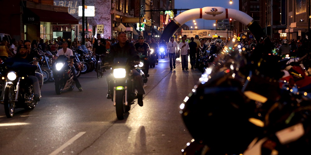 Motorcycles on Meridian