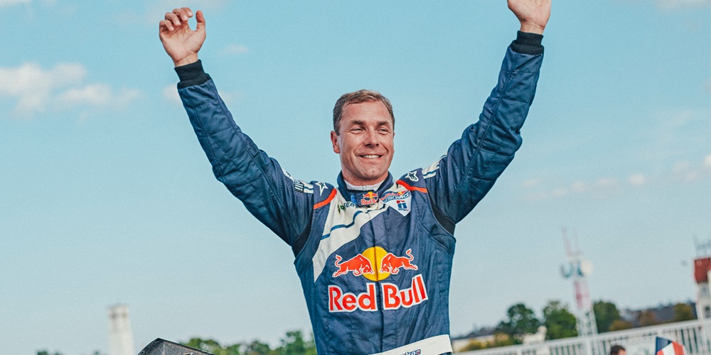Red Bull Air Race Pilot Sonka