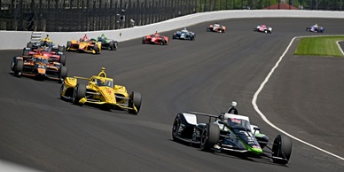 Sato Leads Busy, Smooth Final Practice on Miller Lite Carb Day