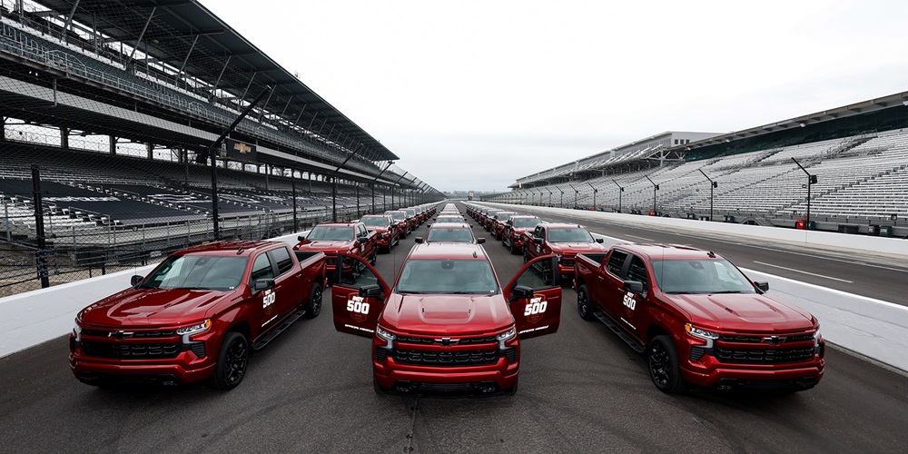 2024 Chevrolet Silverado 1500 RST trucks