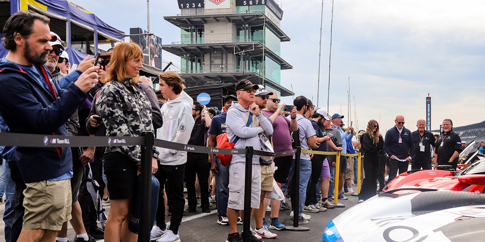 IMSA Battle on the Bricks