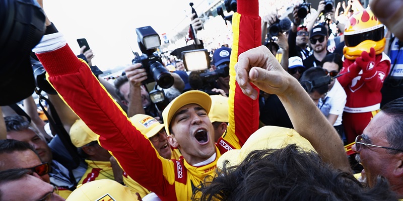 Reigning Winner Alex Palou Beats Heat To Earn Second Indy 500 Pole