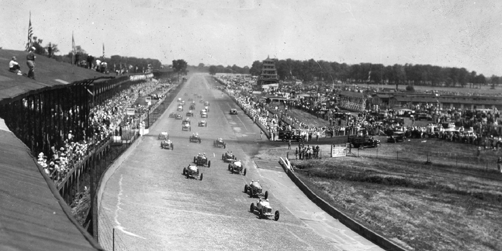 1930s racing shot