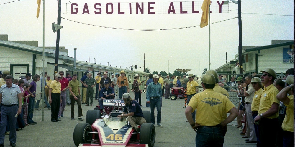 yellow shirts 1975