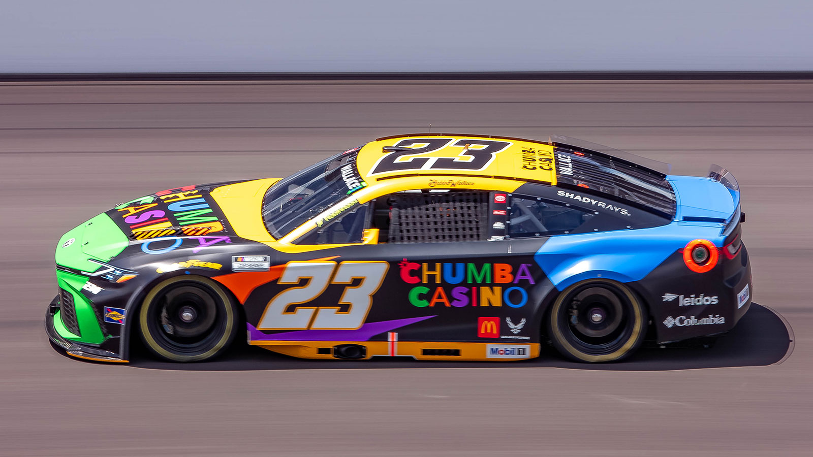 Bubba Wallace races