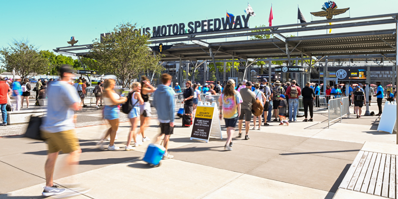 Fans lined up to enter Gate 1