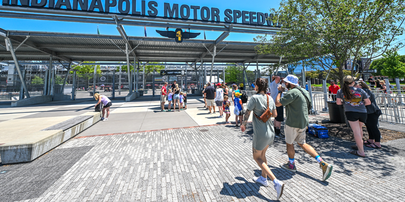 Fans make their way into gate 1