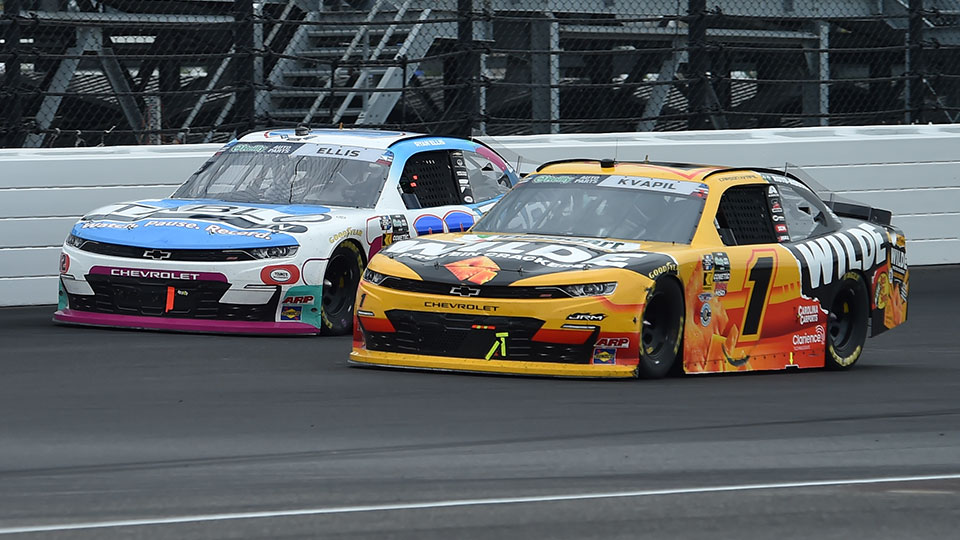 Cars race in the O'Reily Autoparts series