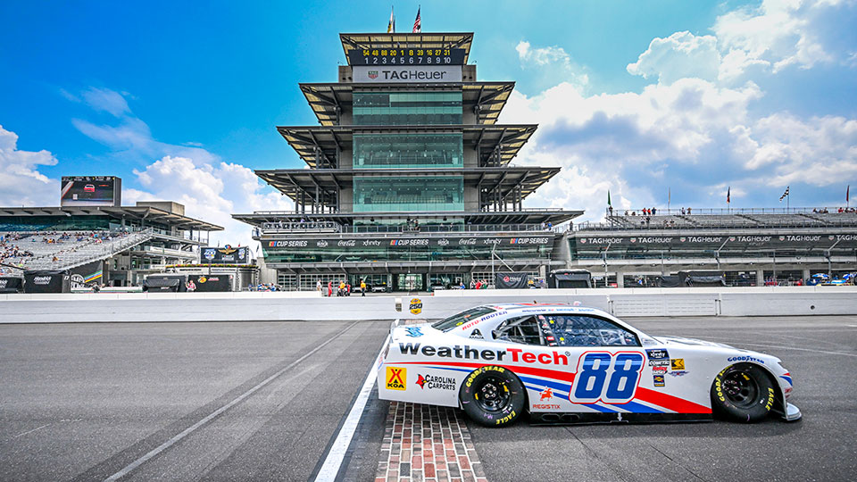 Connor Zilisch crosses the yard of bricks