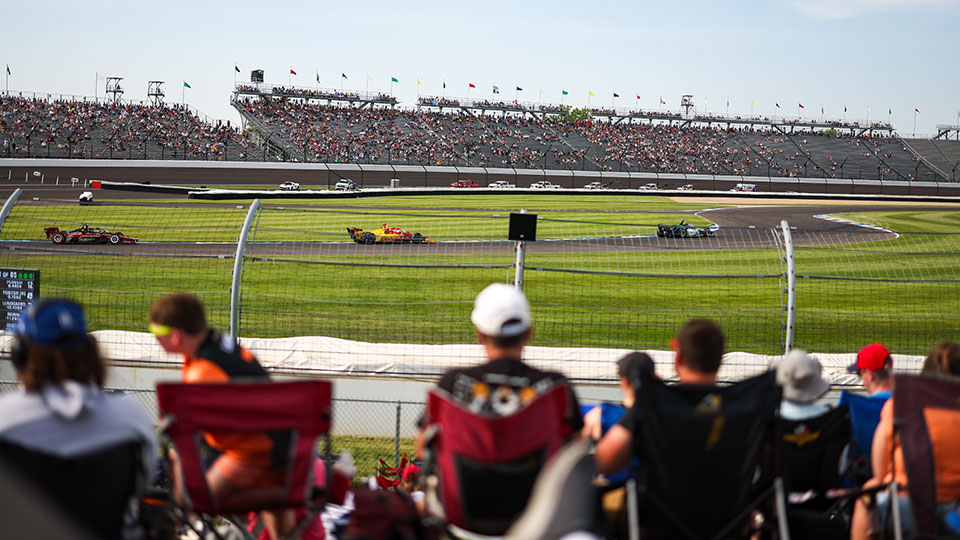 Fans watch the Sonsio Grand Prix