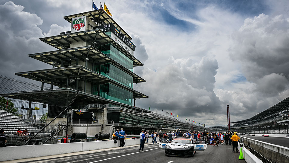 The pagoda and safety car at SVRA
