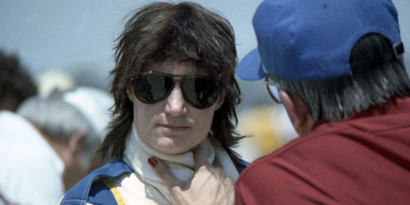 Desiré Wilson on pit road in 1982